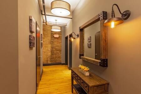 Hip Urban Loft-Small Town Charm-124 Lofts #2 West Dundee Екстер'єр фото