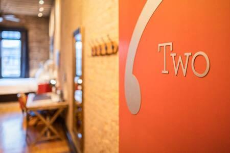Hip Urban Loft-Small Town Charm-124 Lofts #2 West Dundee Екстер'єр фото